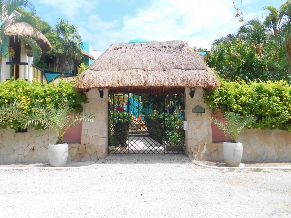 Aparthotel Casa Gatos Akumal