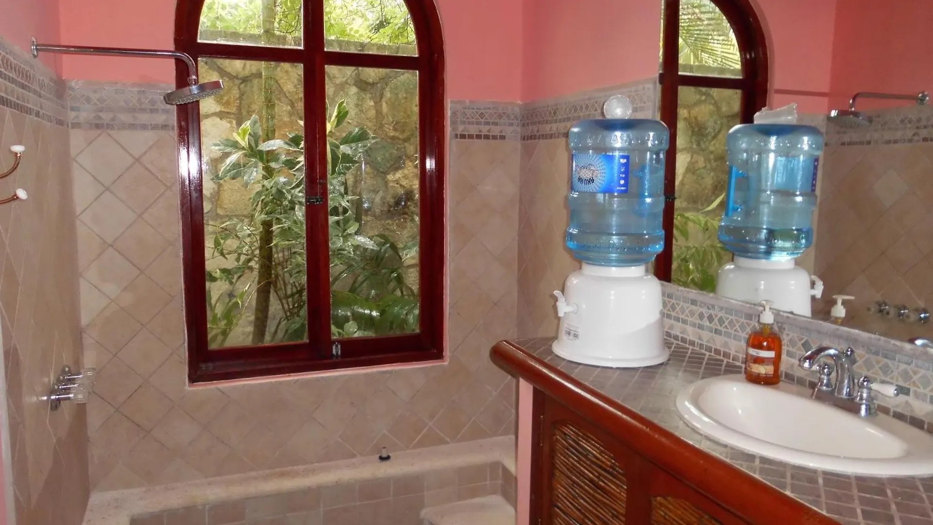 Aparthotel Casa Gatos Akumal